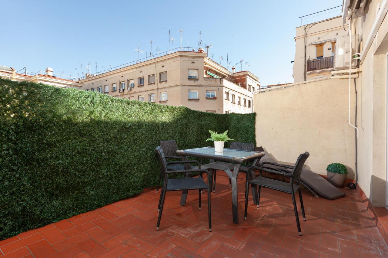 דירות ברצלונה Penthouse In Sagrada Familia מראה חיצוני תמונה