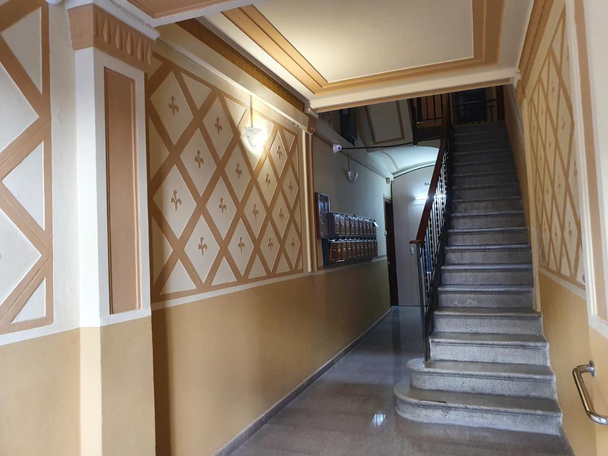 דירות ברצלונה Penthouse In Sagrada Familia מראה חיצוני תמונה