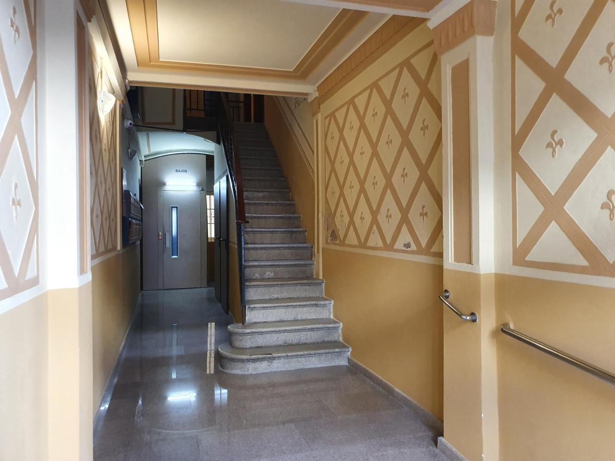 דירות ברצלונה Penthouse In Sagrada Familia מראה חיצוני תמונה
