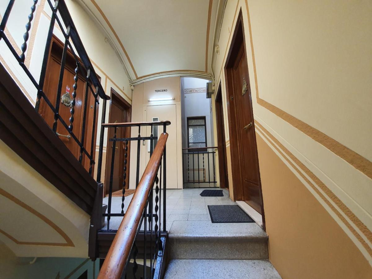 דירות ברצלונה Penthouse In Sagrada Familia מראה חיצוני תמונה